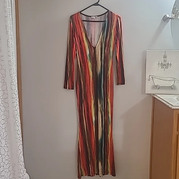 Fashion Nova | Dresses | Fashion Nova Long Sleeve Maxi Dress | Poshmark